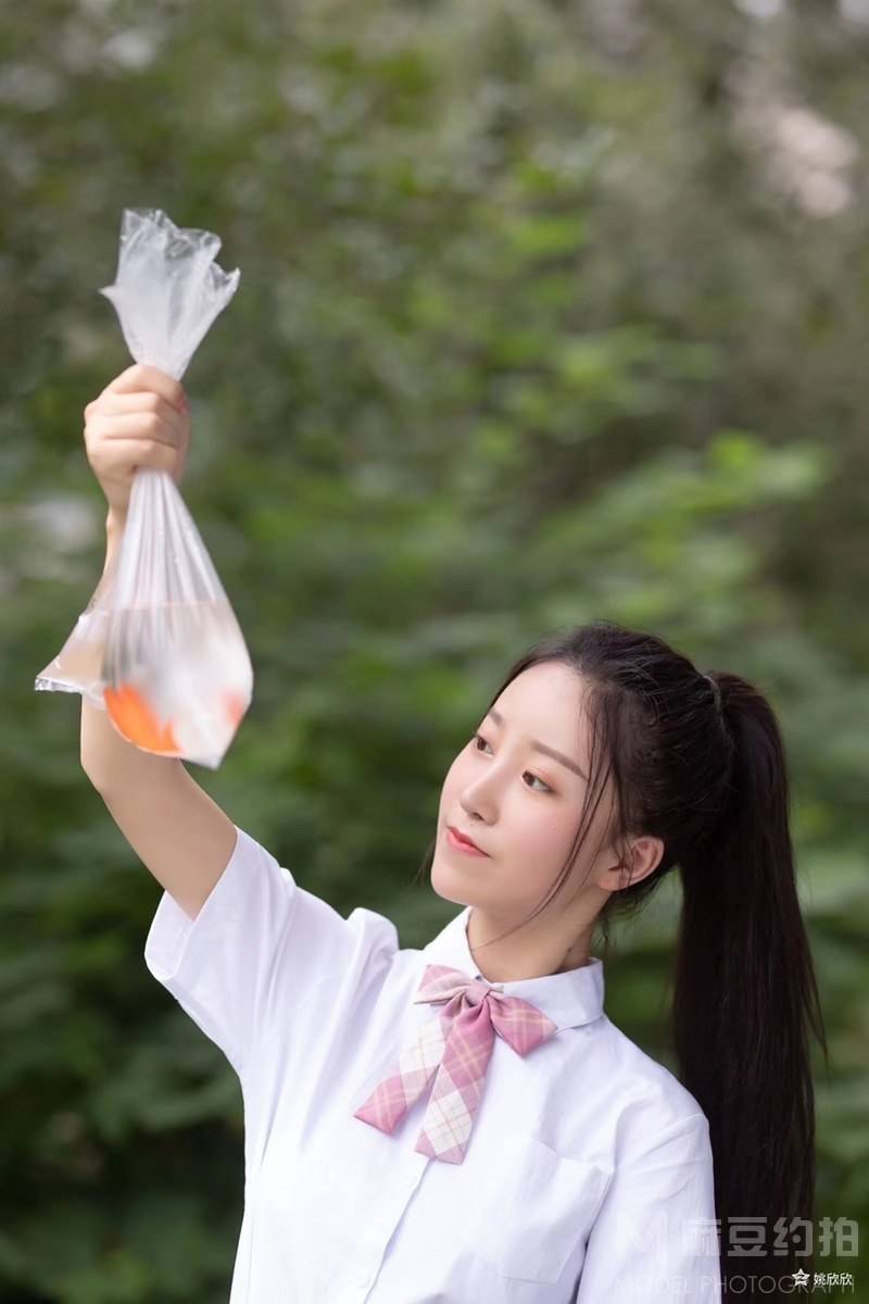 清新模特