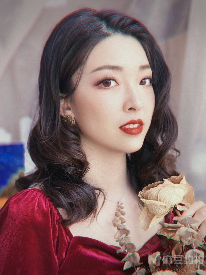 妆容模特