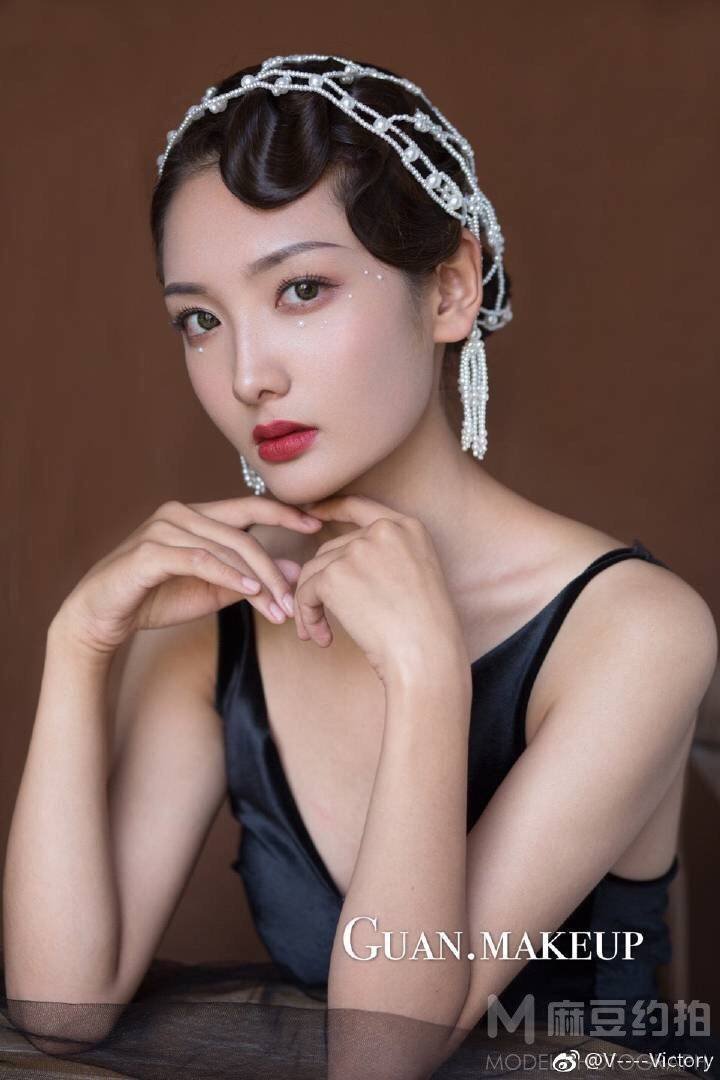 妆容模特