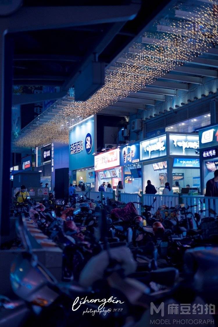 夜景模特