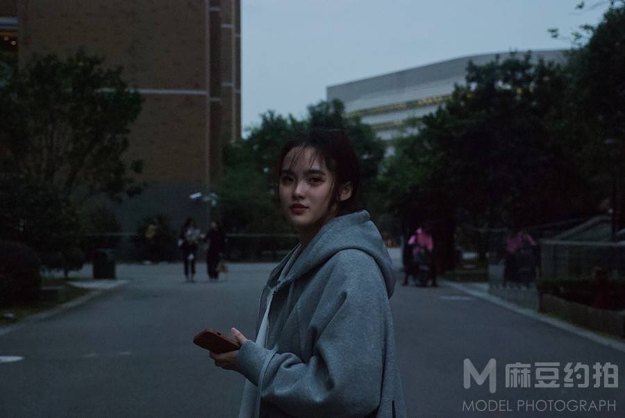 校园模特