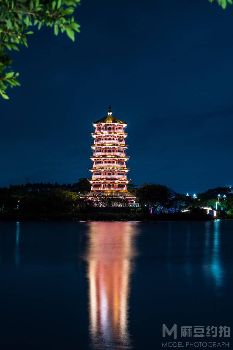 夜景模特