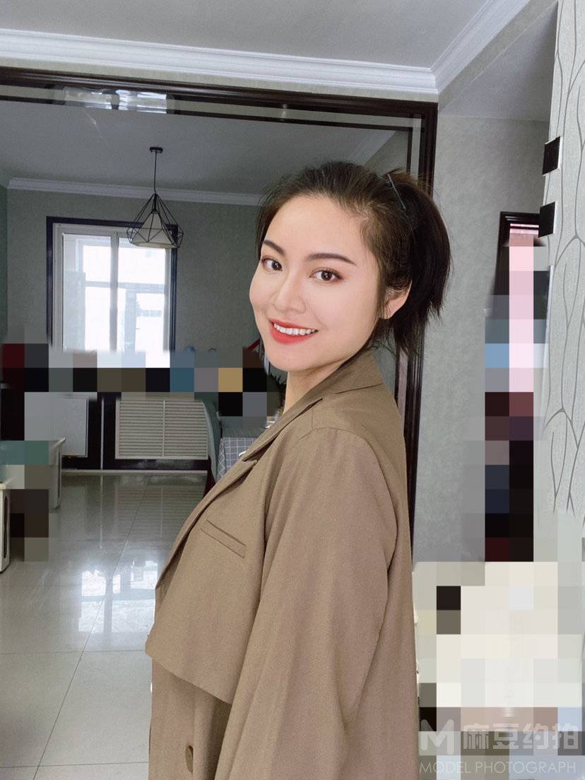 清新模特