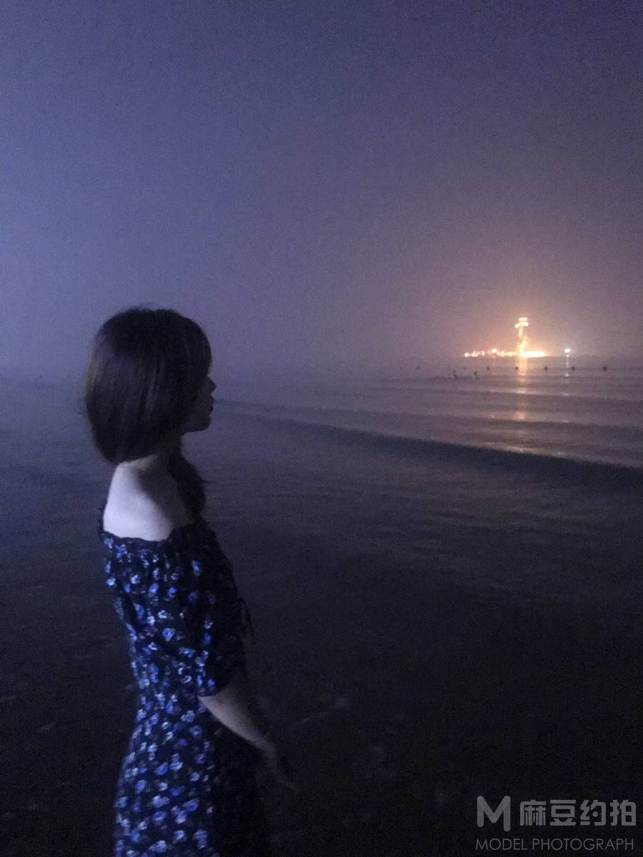 夜景模特