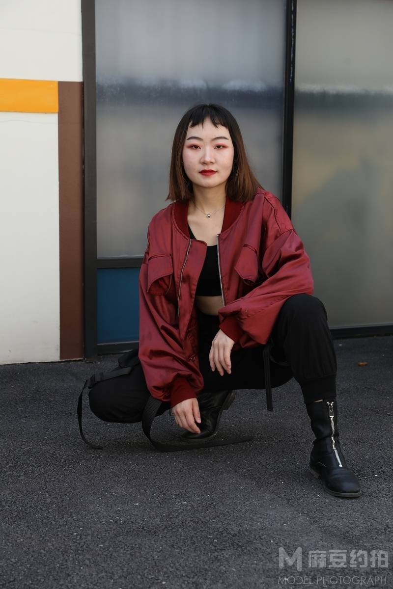 情绪模特