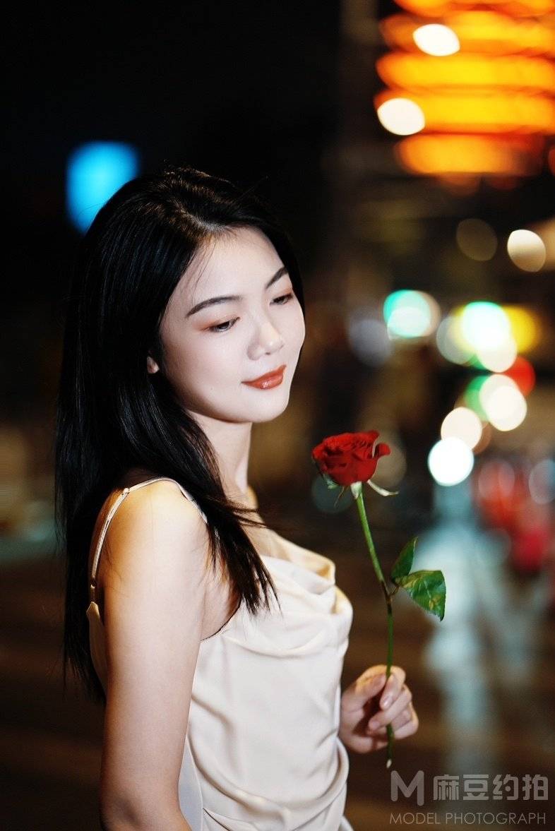 夜景模特
