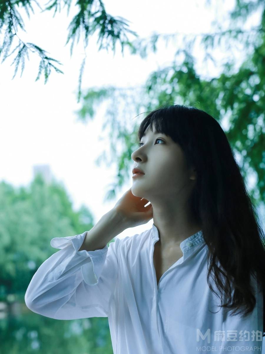 清新模特