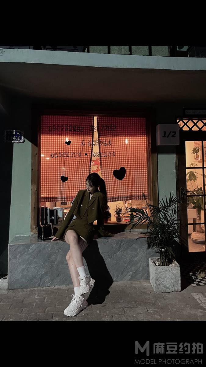 夜景模特
