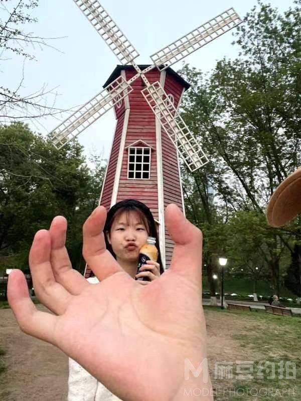 校园模特
