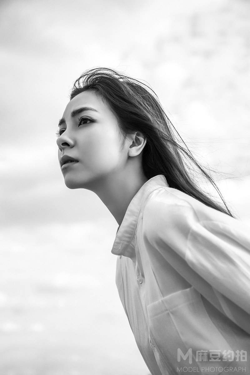 黑白模特
