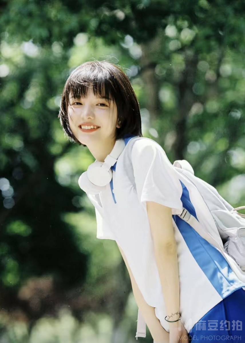 校园模特