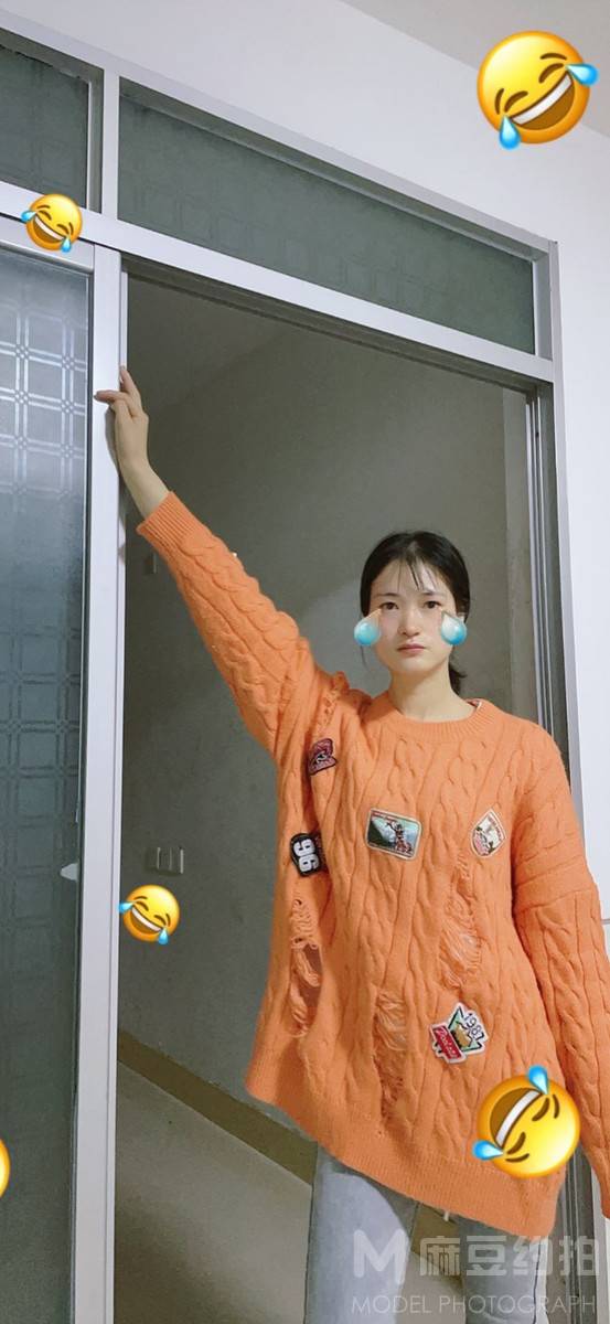 黑白模特