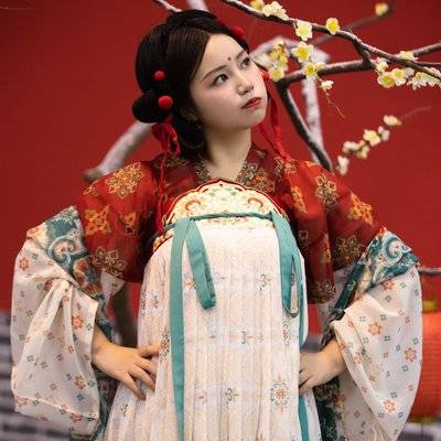 汉服模特