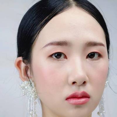 妆容模特