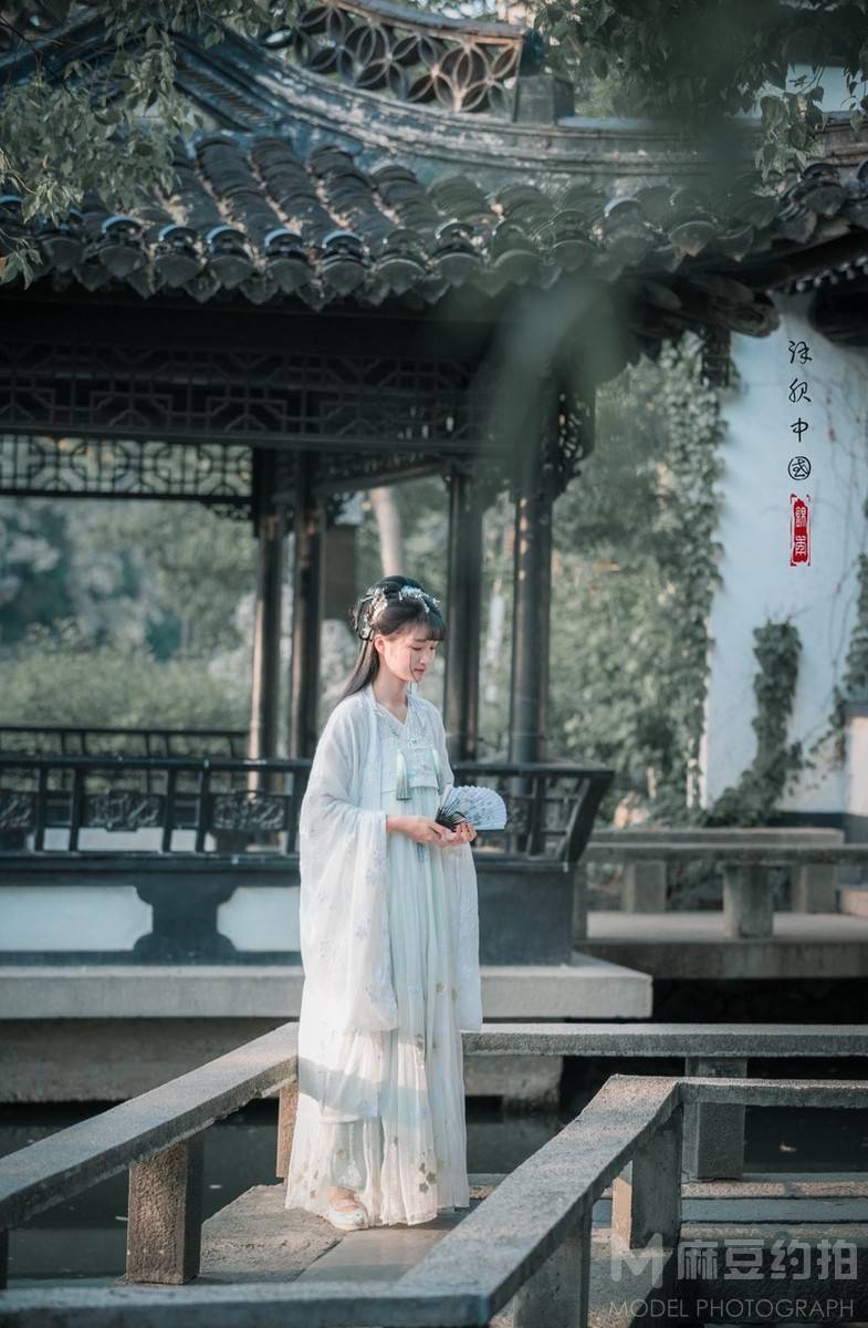 汉服模特