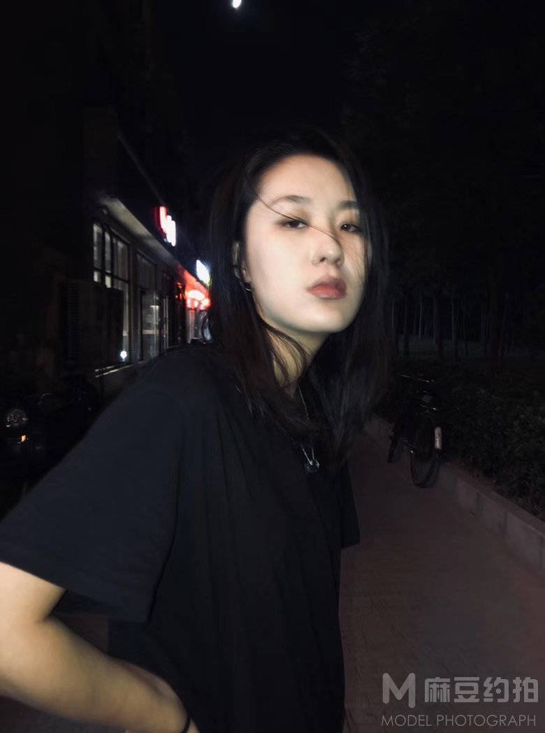 胶片模特