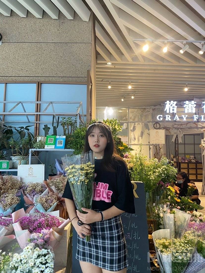 清新模特
