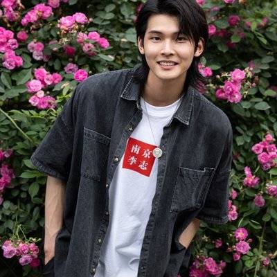 黑白模特