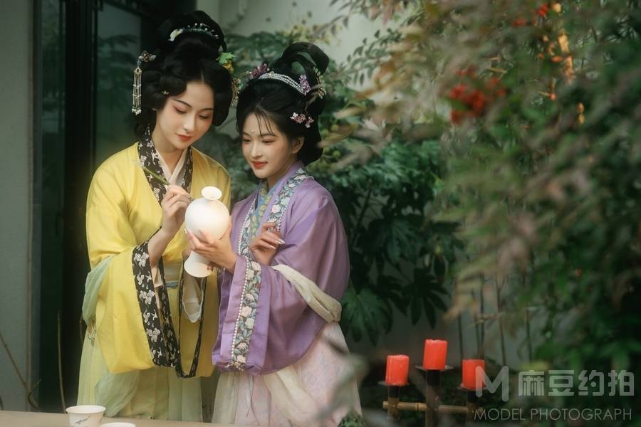汉服模特
