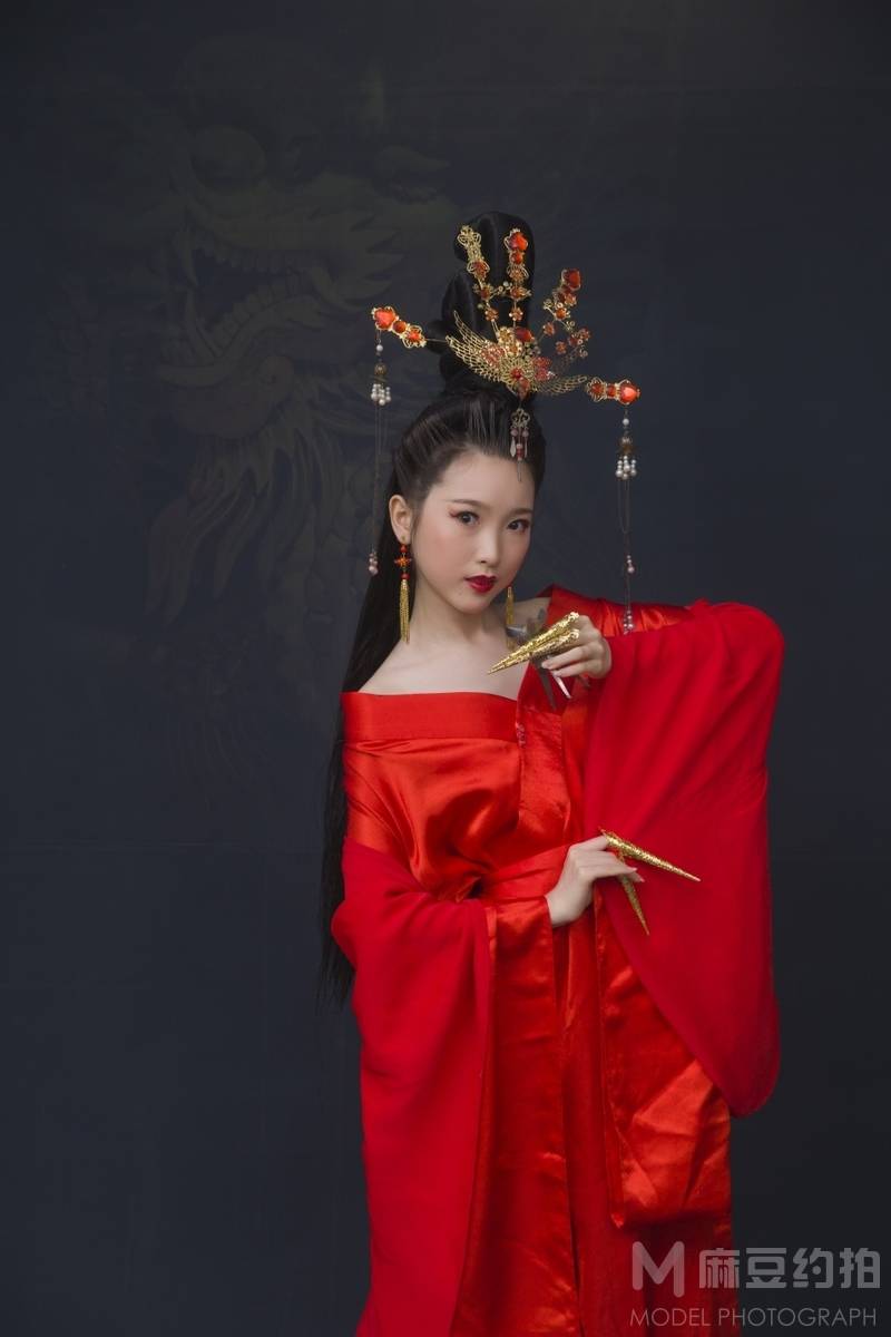 汉服模特