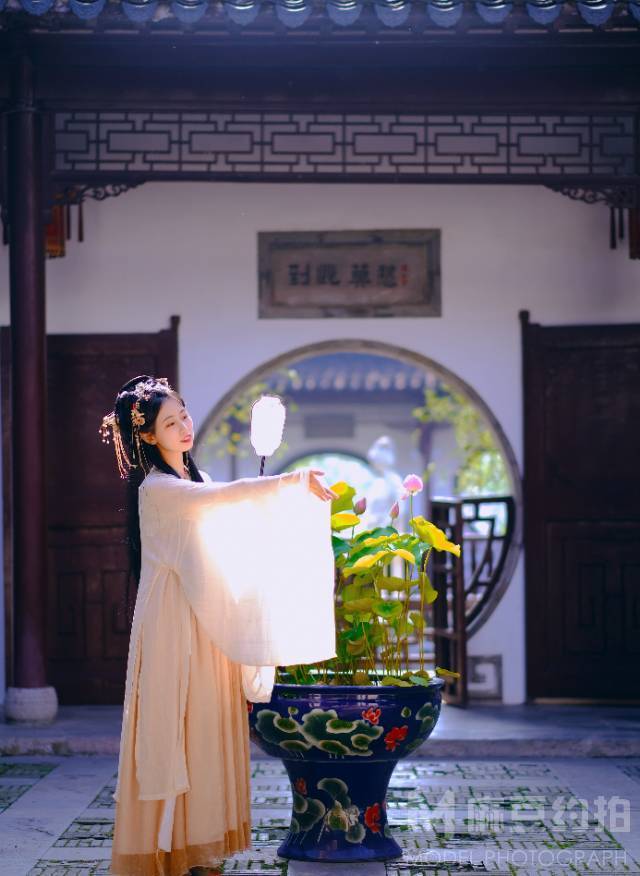 汉服模特