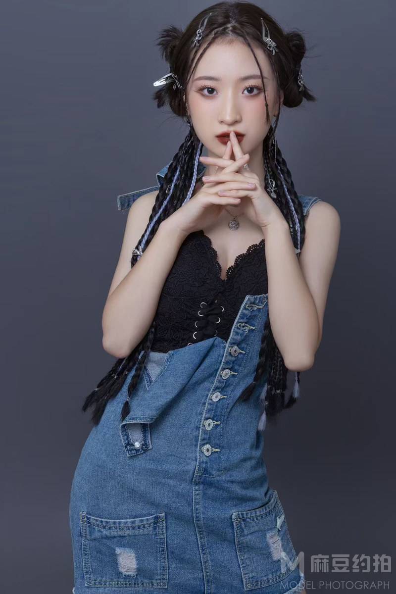 民国模特