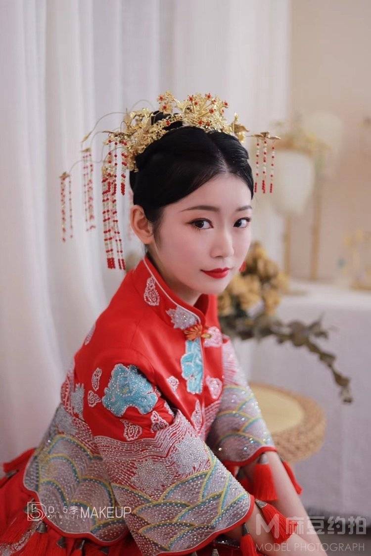 妆容模特