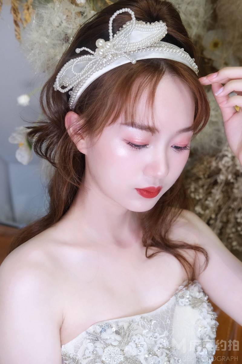 妆容模特