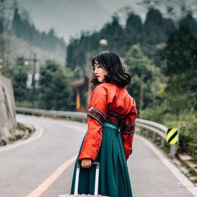 汉服模特