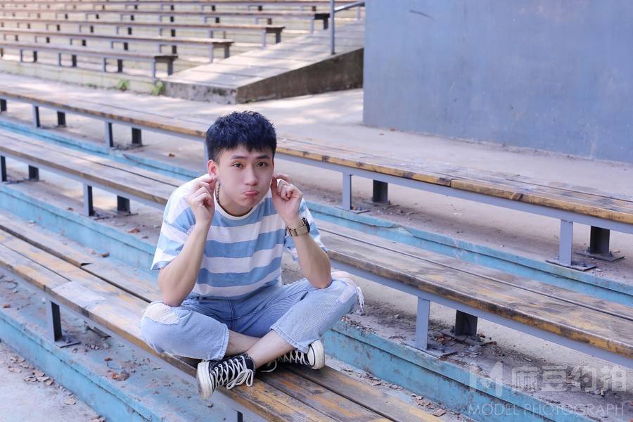 校园模特