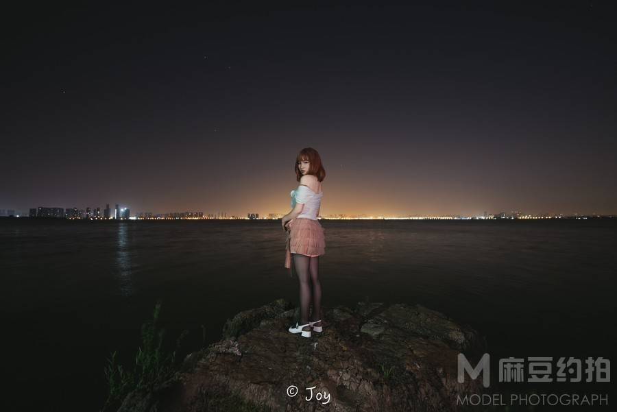 夜景模特