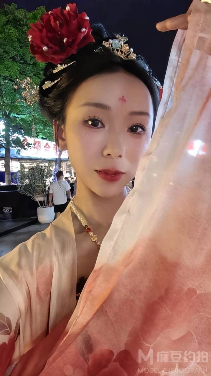 民国模特