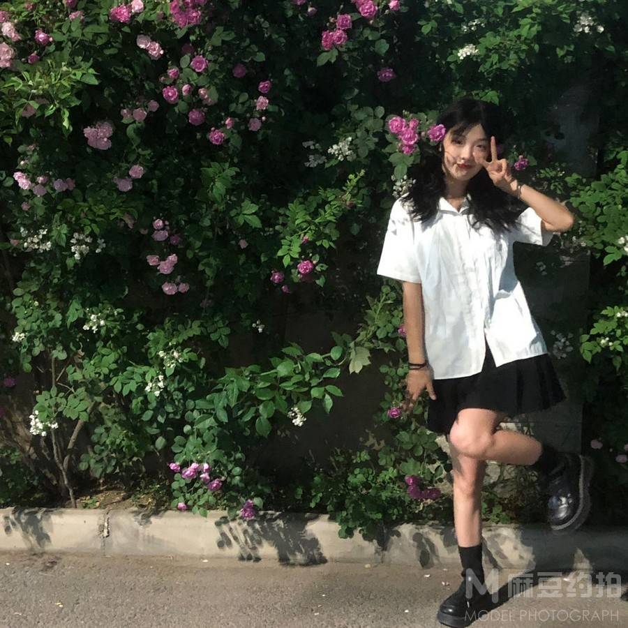 校园模特