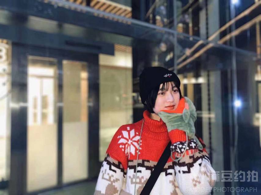 校园模特