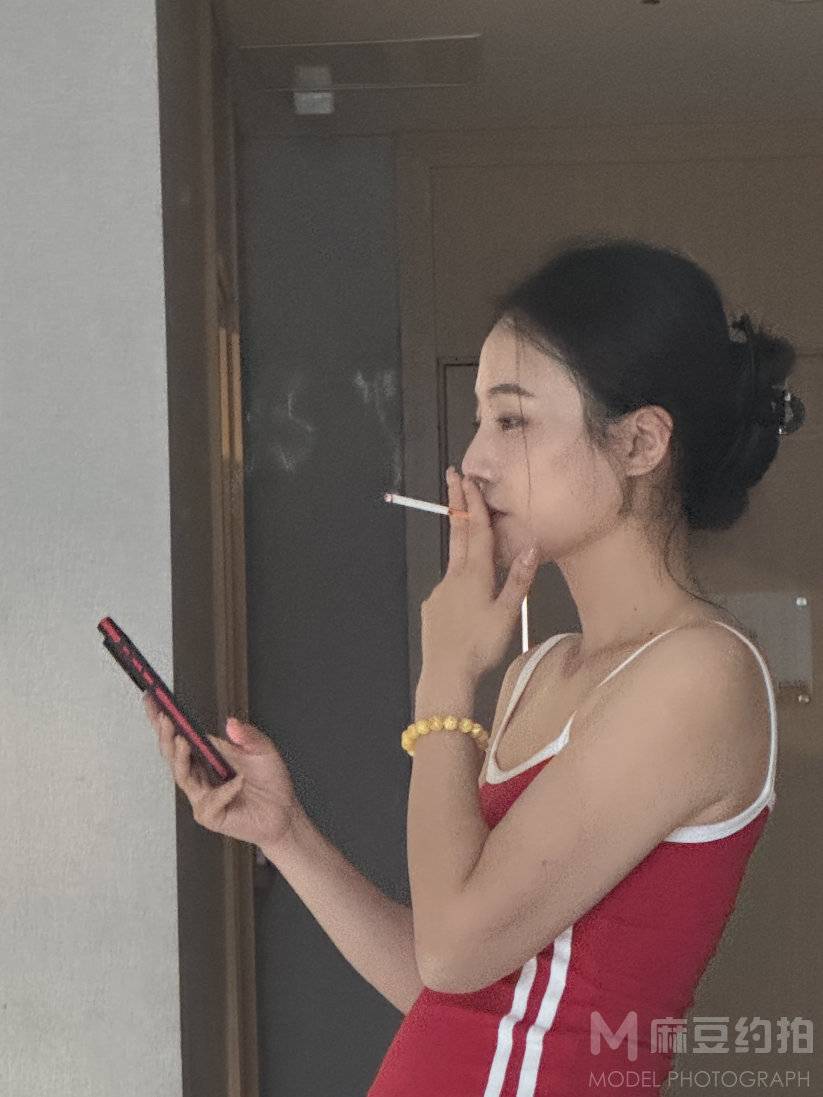 纪实模特