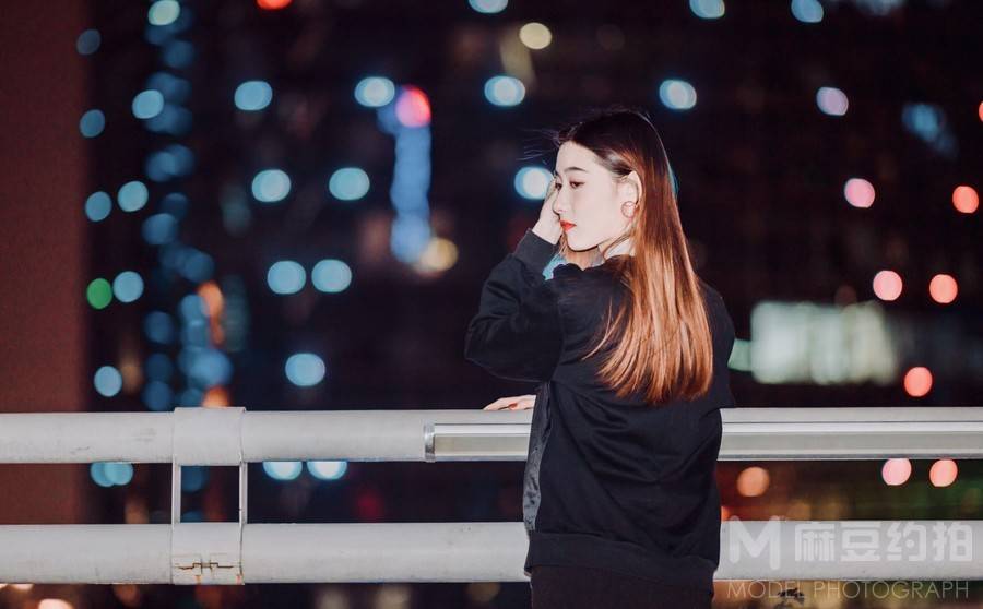 夜景模特