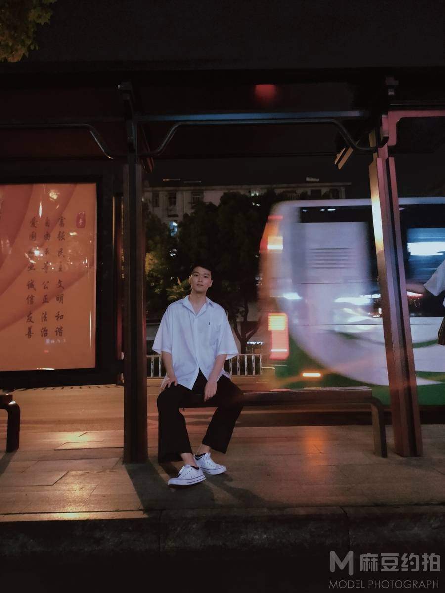 情侣模特