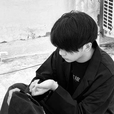 黑白模特