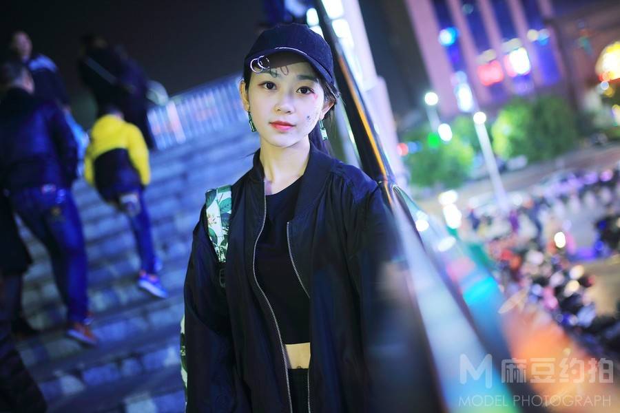 夜景模特