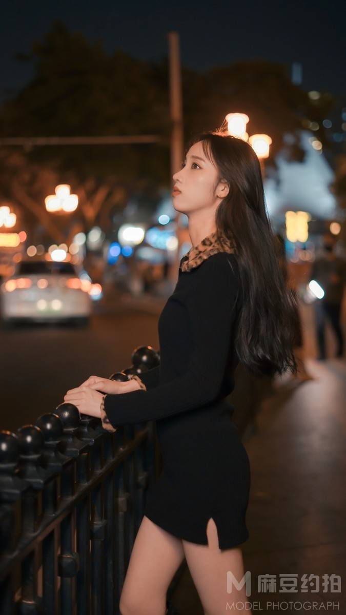 夜景模特