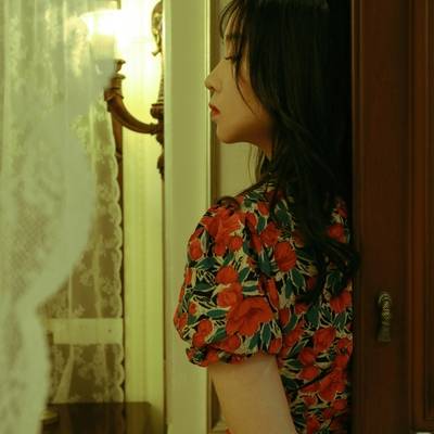 宝丽来模特