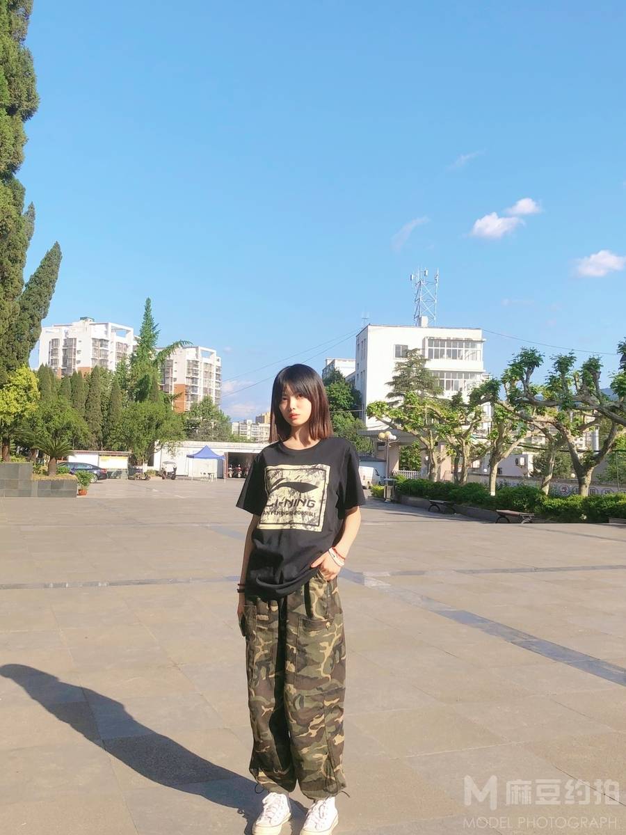 少女模特