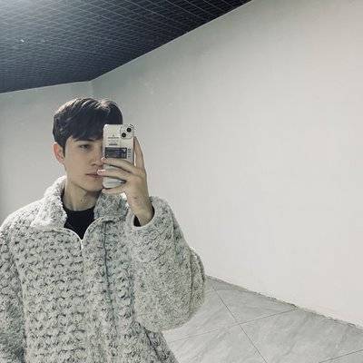 黑白模特