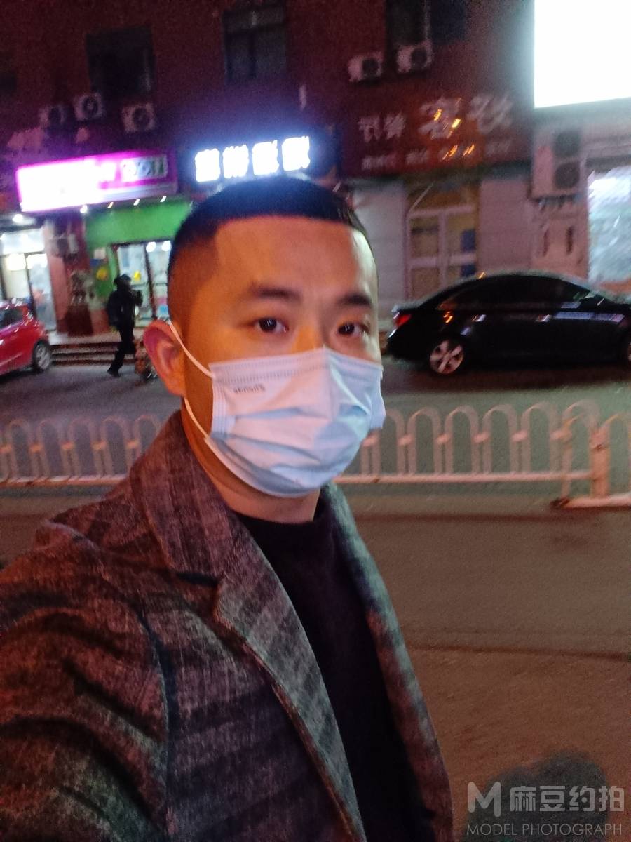 纪实模特
