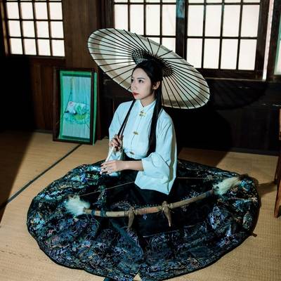 汉服模特