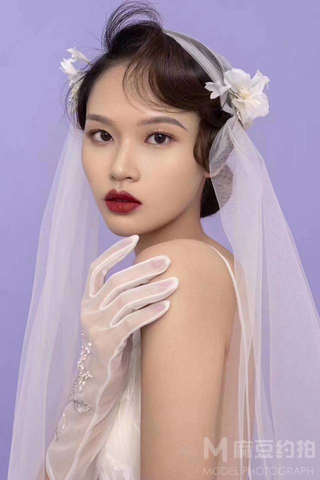 妆容模特