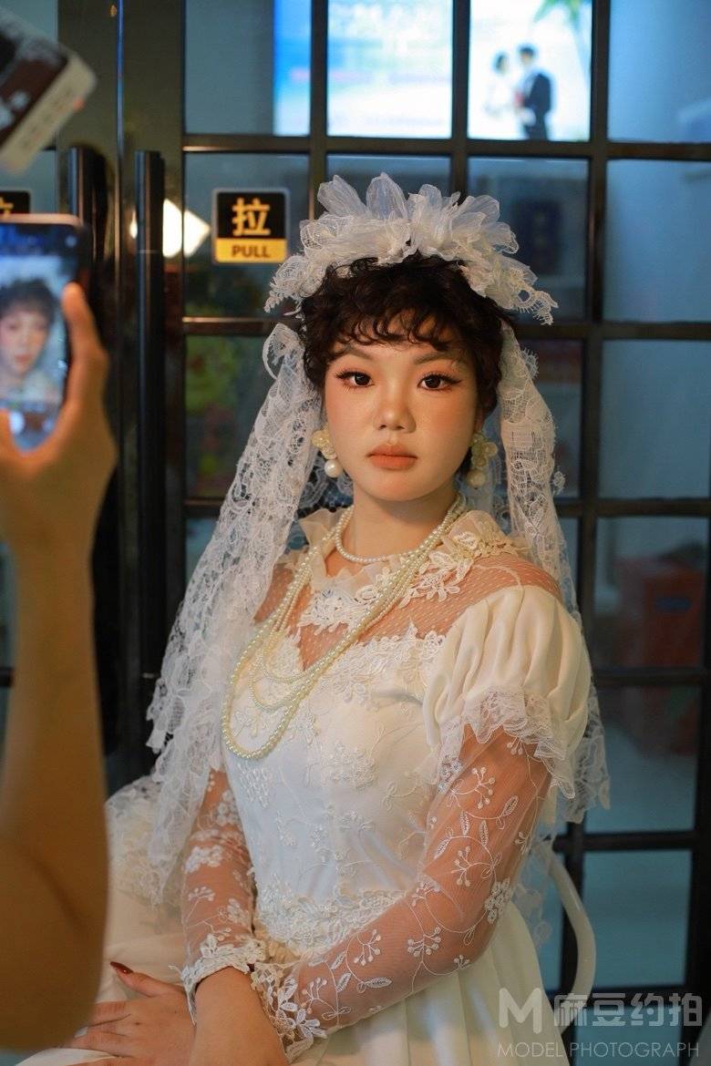 妆容模特