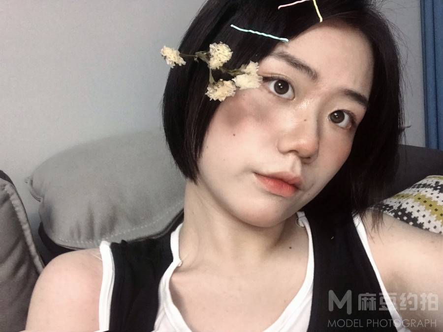 妆容模特