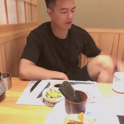 黑白模特