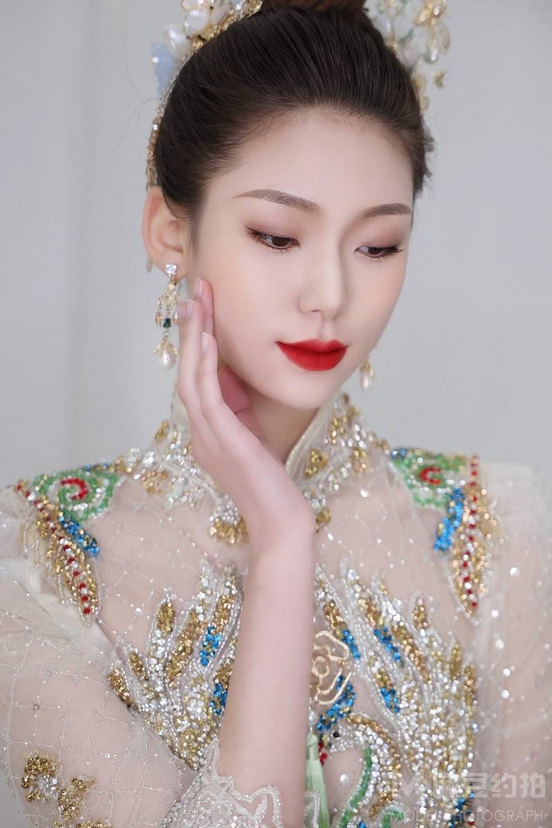 妆容模特